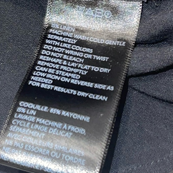 Women’s Urban Outfitters Black Long Sleeve Cropped Cross Front Top Size Small - Picture 4 of 5